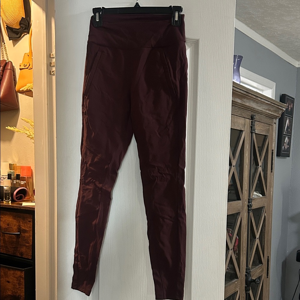 Athleta Burgundy headlands trek pant